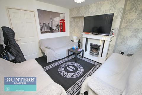 3 bedroom semi-detached house for sale, REF TN - Lynfield Drive Heaton, Bradford, West Yorkshire, BD9 6DX