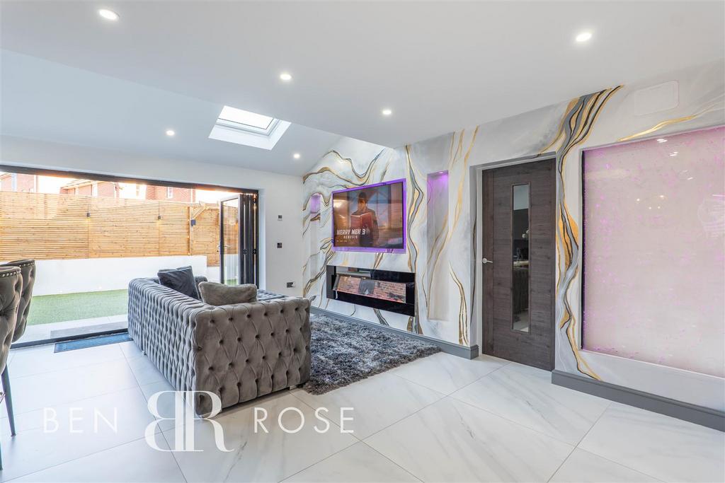 Kitchen/Breakfast Room/Snug