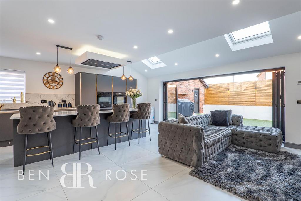 Kitchen/Breakfast Room/Snug