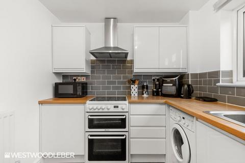 128 Juniper Close, Broxbourne, EN10 6HR