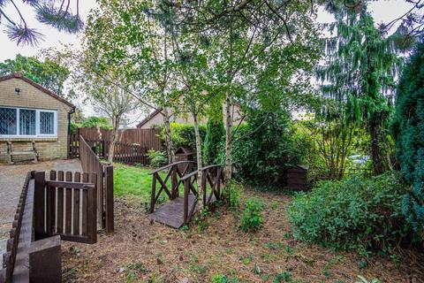 9b Drury Close, Thornhill, Cardiff, CF14 9BJ