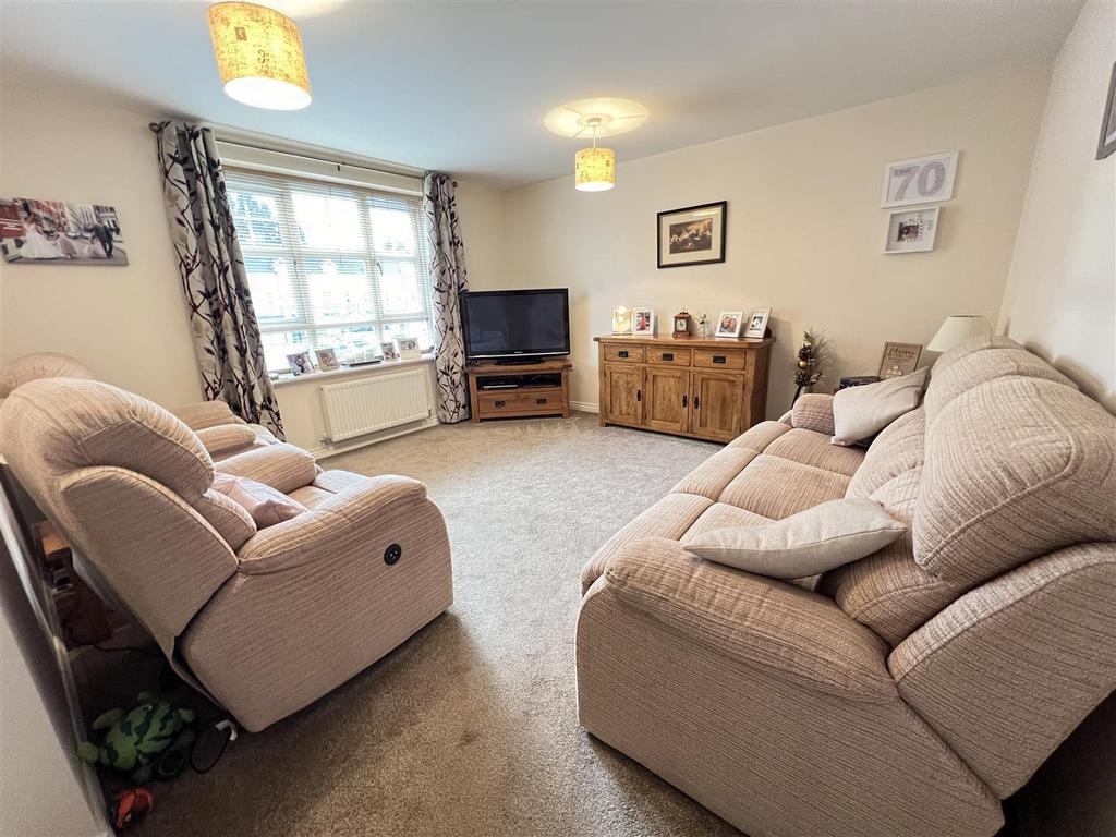 Netherhouse Close, Great Barr, Birmingham 2 bed property for sale £