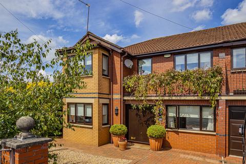4 bedroom semi-detached house for sale, Maes-Y-Coed Road, Cardiff CF14