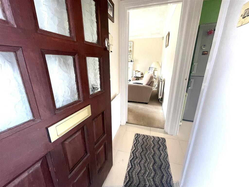Bryn Isaf, Llanelli 3 bed semidetached house for sale £195,000