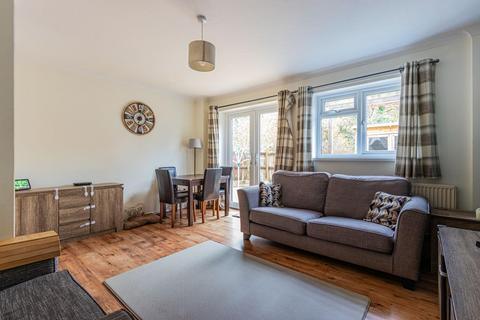13 Lilburne Close, Pontprennau, Cardiff, CF23 8LW