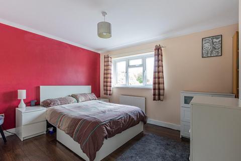 13 Lilburne Close, Pontprennau, Cardiff, CF23 8LW