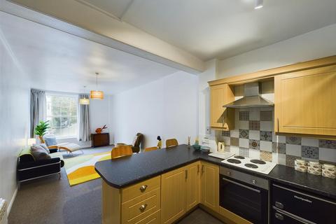 2 bedroom apartment for sale, High Street, Devon EX34