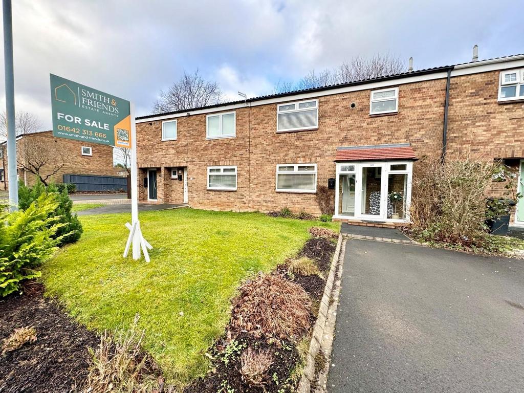 Sunnyside, Coulby Newham, Middlesbrough 3 bed terraced house for sale