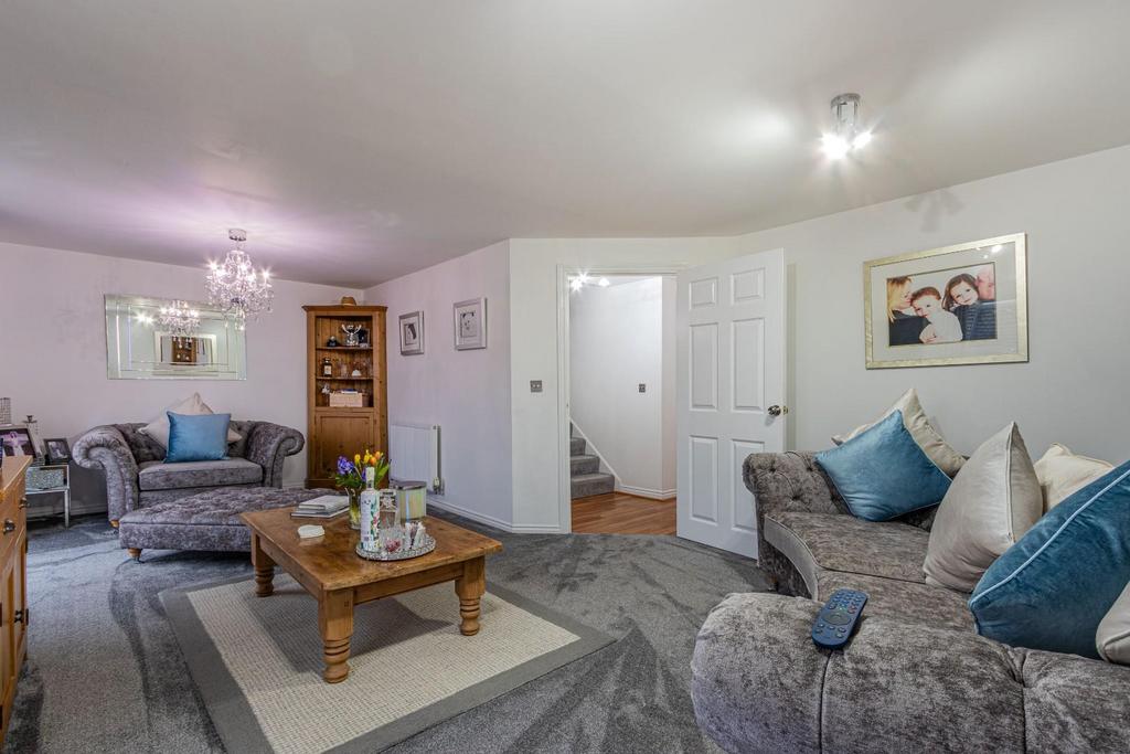 Speedwell Close 16-17.jpg