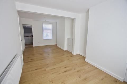 30 Andrews Road, Cardiff, CF14 2JP