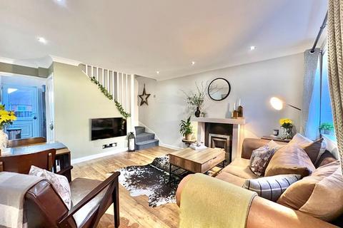 58 Bentham Way, Mapplewell, Barnsley, S75 5QA
