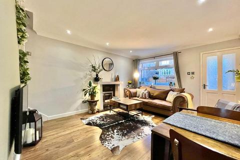 58 Bentham Way, Mapplewell, Barnsley, S75 5QA