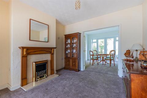 9 The Crescent, Fairwater, Cardiff, CF5 3DF