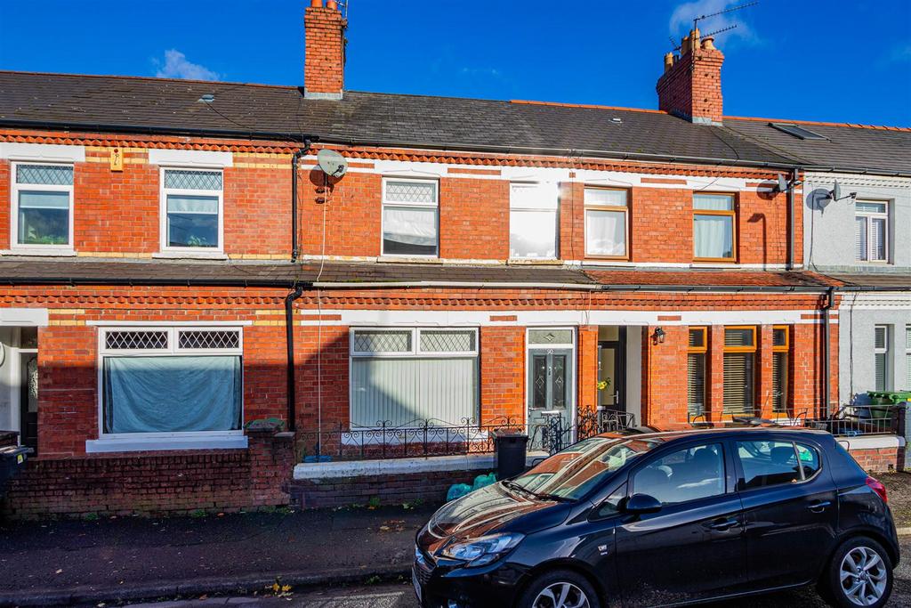 Forrest Road, Cardiff CF5 3 bed house for sale £350,000