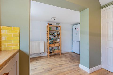 19 Amethyst Road, Cardiff, CF5 3NS