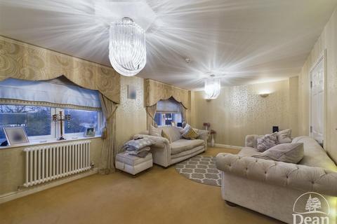 5 bedroom detached house for sale, Lords Gate, Coleford