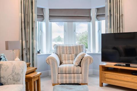 5 Smithy Court, Collingham, Wetherby, LS22 5LU