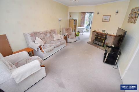 3 bedroom semi-detached house for sale - Waterloo Crescent, Wigston