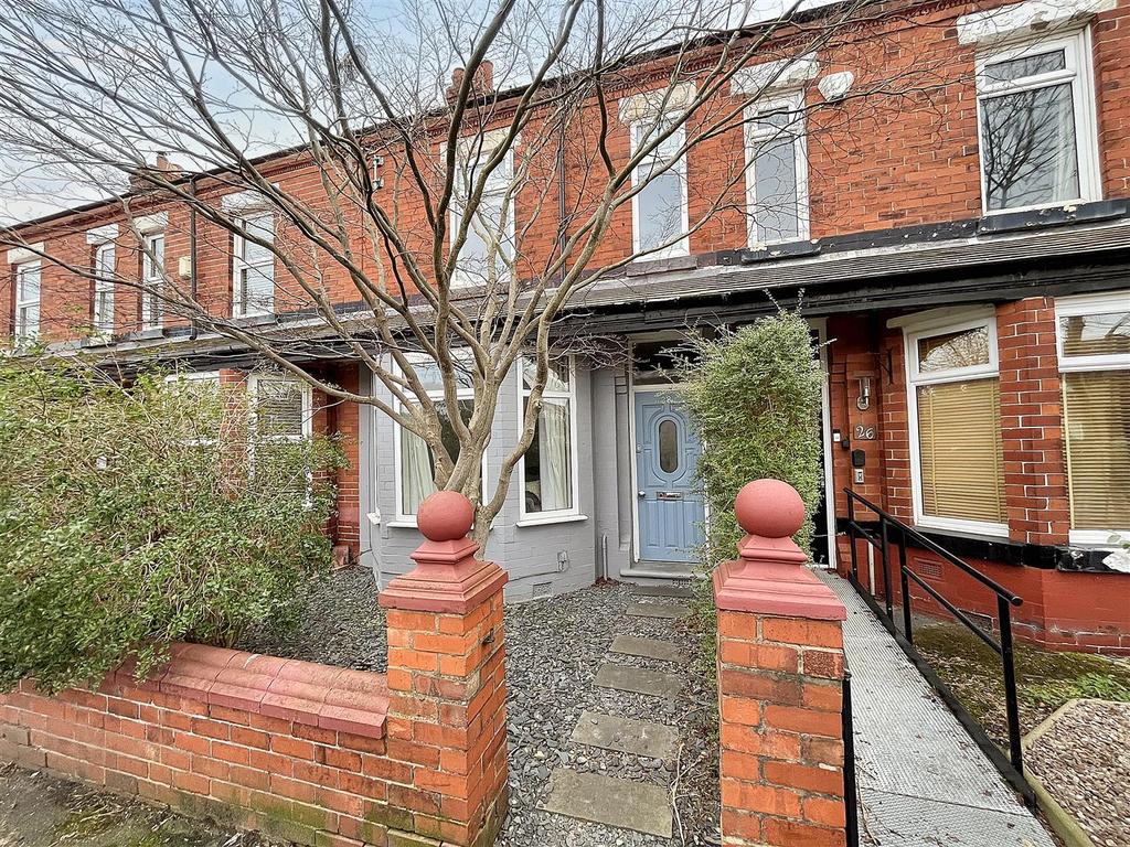 Sefton Road, Sale 3 bed terraced house for sale £395,000