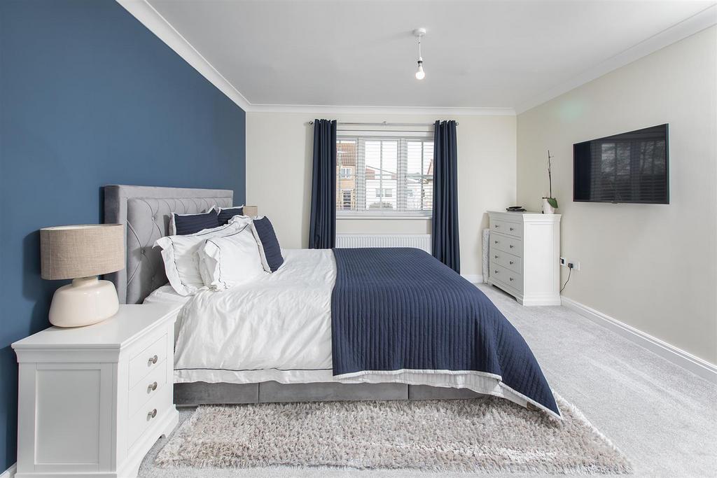 Master Bedroom.jpg