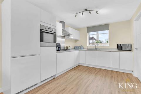 6 Damson Way, Bidford On Avon, Alcester, B50 4NB