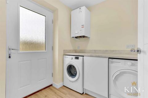 6 Damson Way, Bidford On Avon, Alcester, B50 4NB