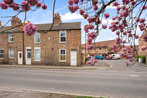 2 bedroom end of terrace house for sale, Heworth Road, York YO31 0AD