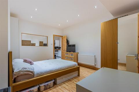 Flat 1, 20 Leckwith Road, Cardiff, CF11 8HL