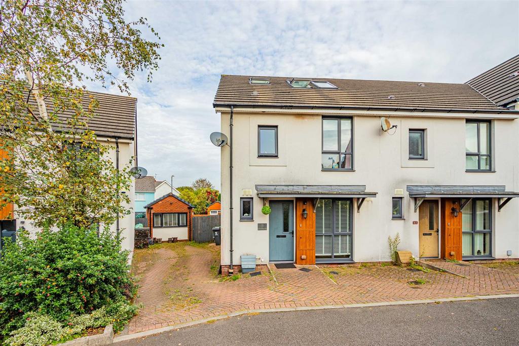Bartley Wilson Way, Cardiff CF11 4 bed end of terrace house for sale