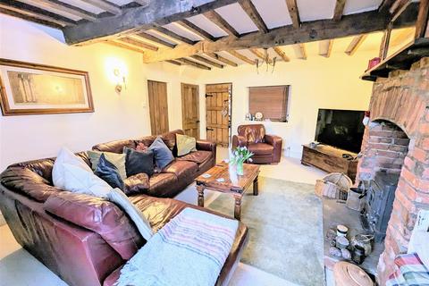 4 bedroom cottage for sale, Main Street, Sutton-On-Trent, Newark