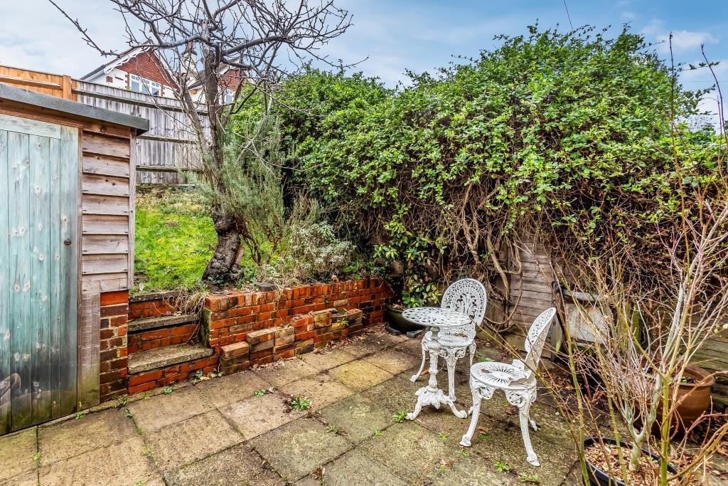 Patio to lawn.jpg