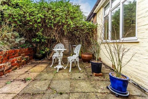 26 Deepdene Gardens, Dorking, RH4 2BH
