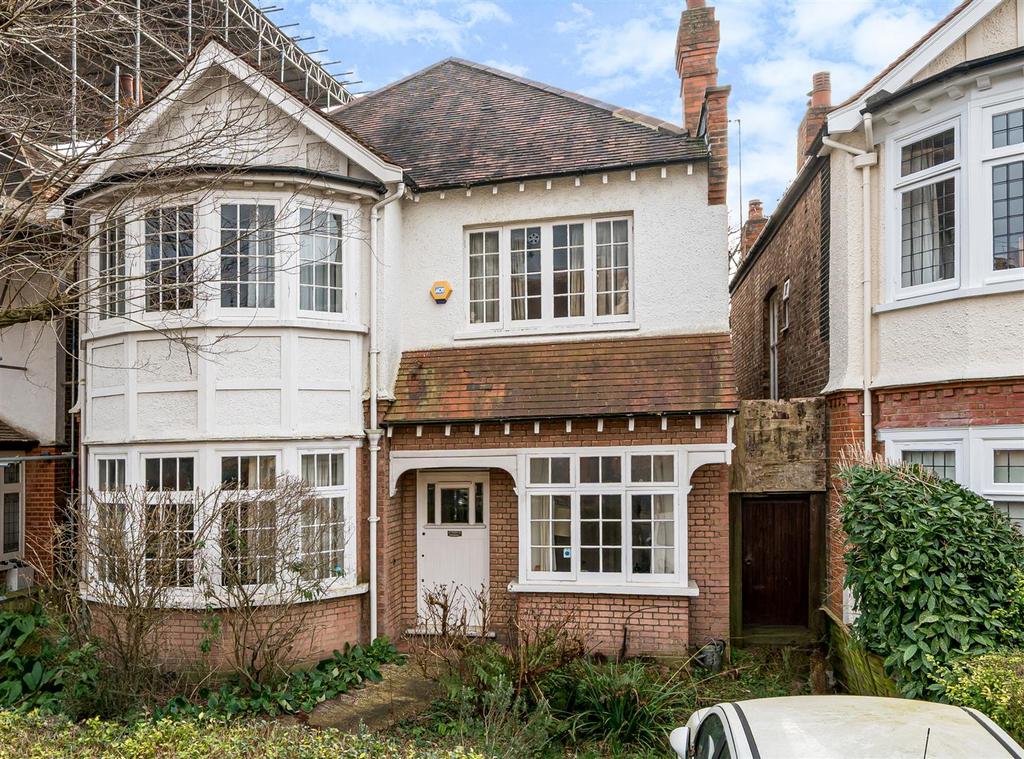 St. Gabriels Road, London, NW2 5 bed detached house for sale £2,200,000