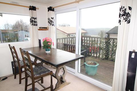 2 bedroom park home for sale - Ilkley Road, Riddlesden, Keighley, BD20