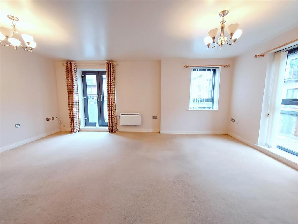 Living & Dining Area