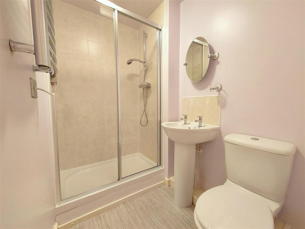 En Suite Shower Room