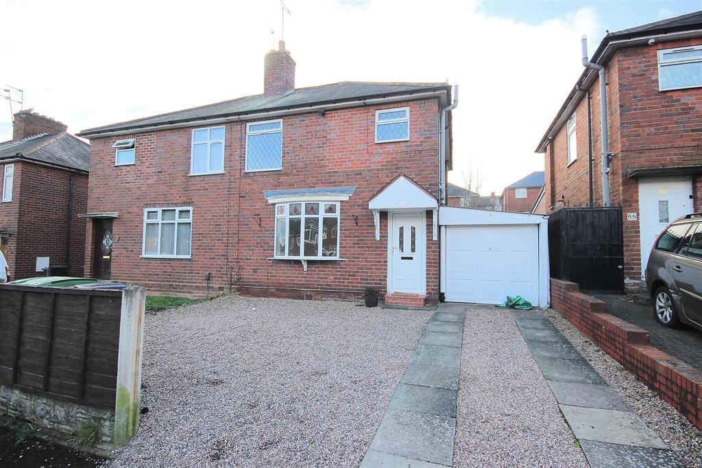 Instone Road, Halesowen B63 3 bed semidetached house £925 pcm (£213 pw)