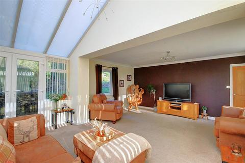 5 bedroom detached house for sale, Green Howards Road, Richmond