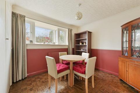 93 Hillside Road, Ashtead, KT21 1SD