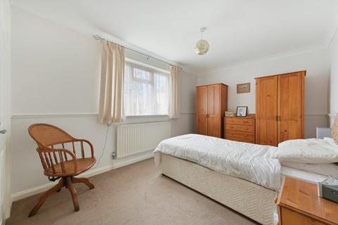 93 Hillside Road, Ashtead, KT21 1SD