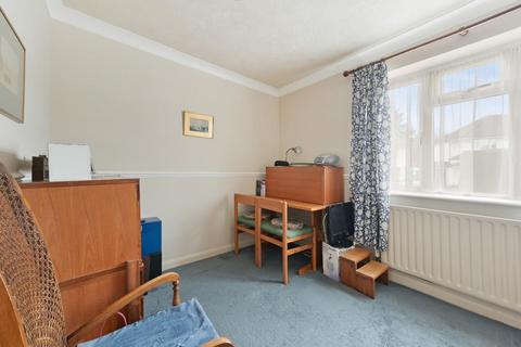 93 Hillside Road, Ashtead, KT21 1SD