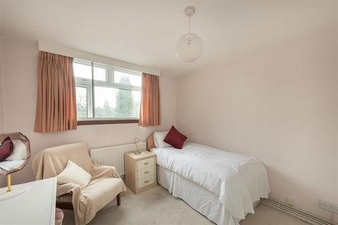 2 bedroom flat for sale, Church Green Row, Harpenden