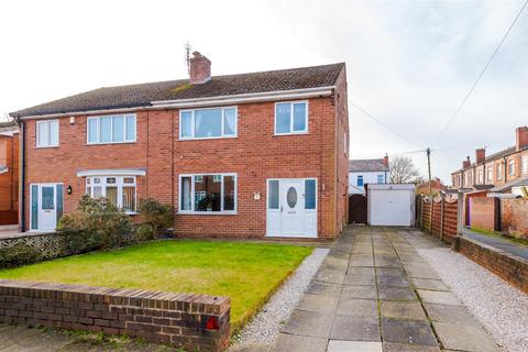 3 bedroom semi-detached house for sale - White Street, Leigh