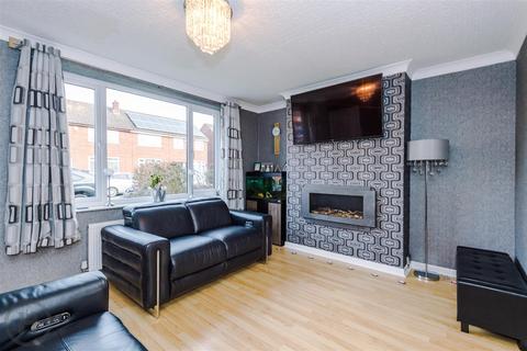 3 bedroom semi-detached house for sale - White Street, Leigh