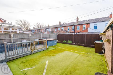 3 bedroom semi-detached house for sale, White Street, Leigh
