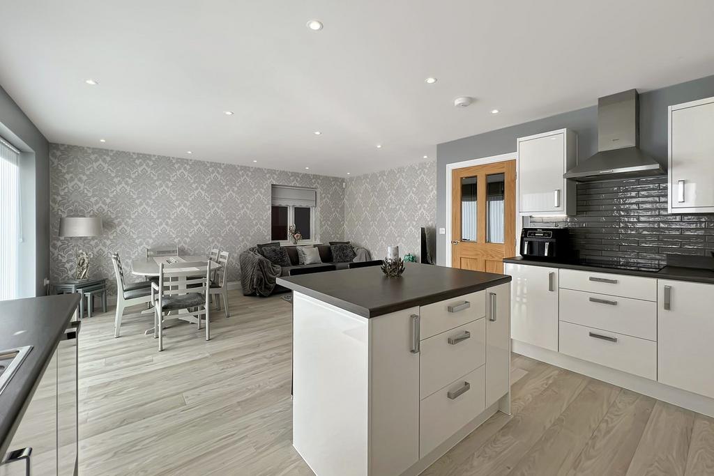 Sloe Hill, Halstead, CO9 4 bed detached house for sale £525,000