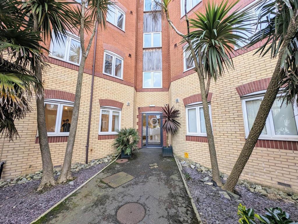 Quebec Quay, Liverpool 2 bed apartment £1,200 pcm (£277 pw)