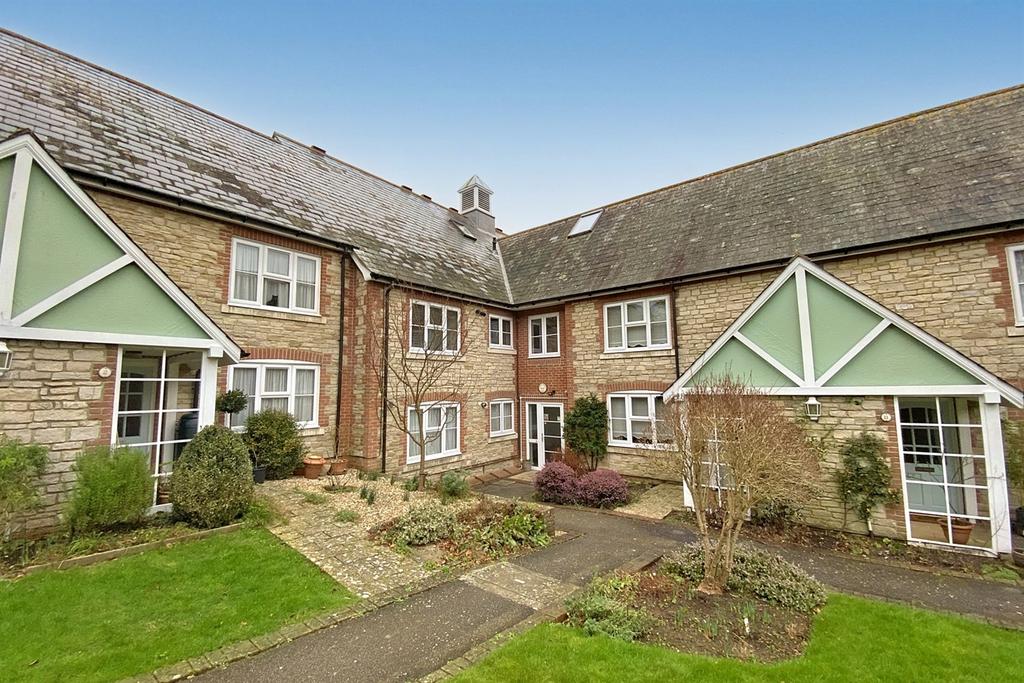 Bradpole 1 bed flat for sale £150,000