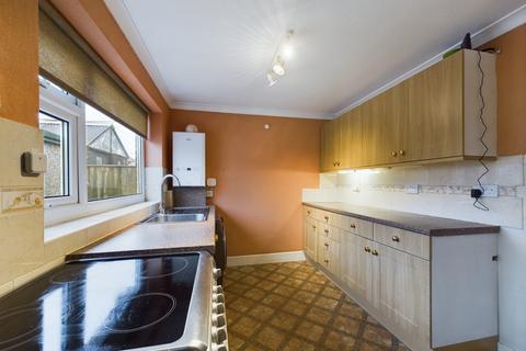 2 bedroom semi-detached bungalow for sale, Park Avenue, Driffield, YO25 5EN