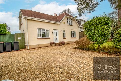 Ferndown - 4 bedroom detached house for sale